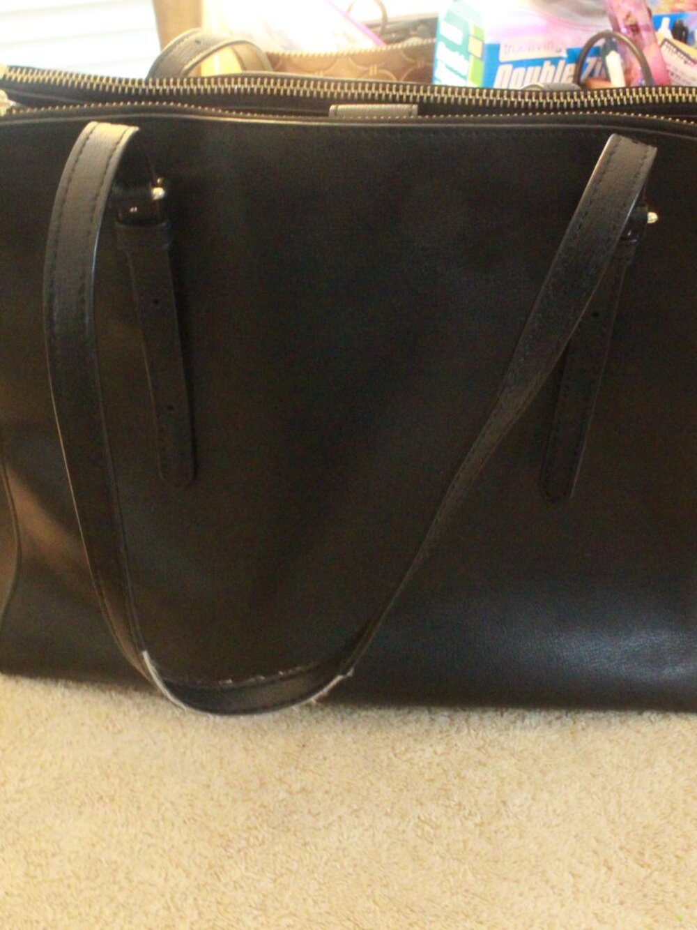 Title: Marc Jacobs Black Zip Top Tote Bag - Picture 4 of 4